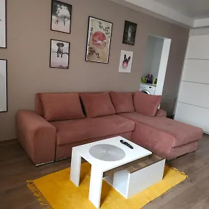 Apartament Near The Park Two